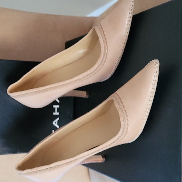 Tahari womens high heels - Picture 7 of 7